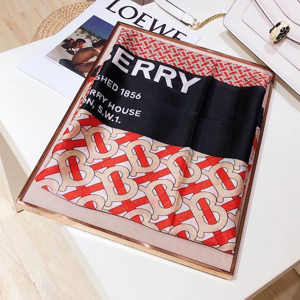 B**rry scarf